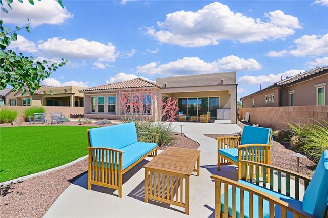 4718 Lluvia Encantada, Santa Fe, NM 87507