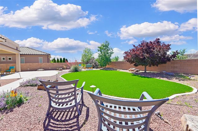 4718 Lluvia Encantada, Santa Fe, NM 87507