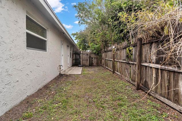 1320 Wellington Street B, West Palm Beach, FL 33401