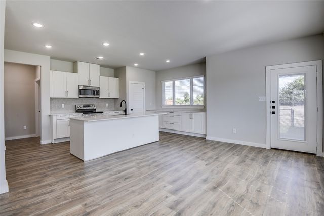 6830 Florence Drive, Midlothian, TX 76065
