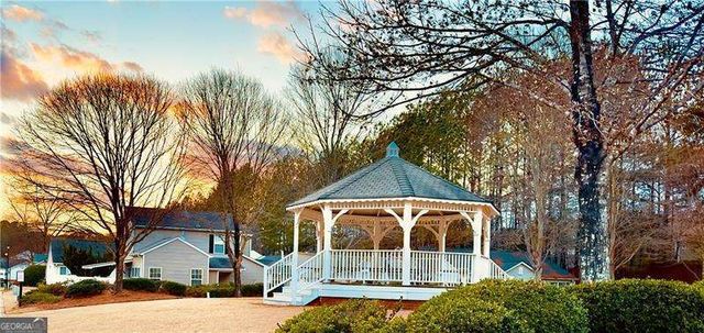 968 Windcroft Circle NW, Acworth, GA 30101