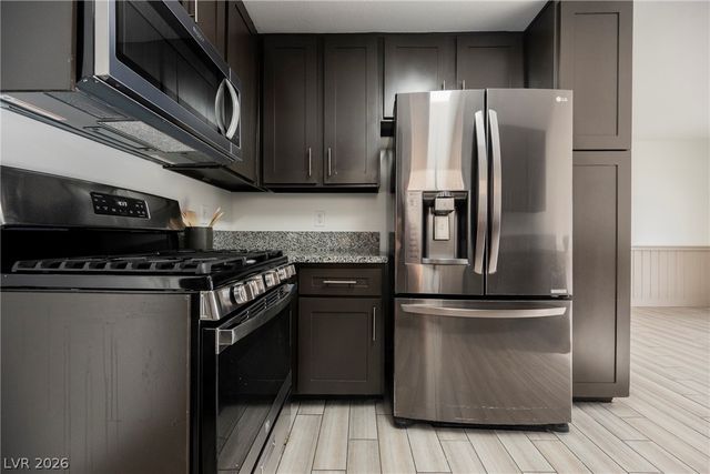 1704 Kismet Circle, Las Vegas, NV 89108