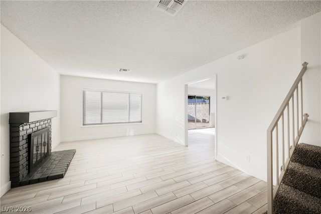 1704 Kismet Circle, Las Vegas, NV 89108