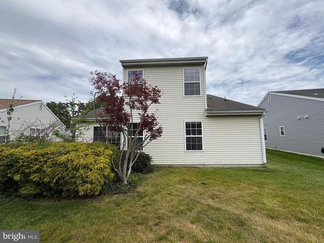 410 ELDERBERRY CT, Mount Laurel, NJ 08054