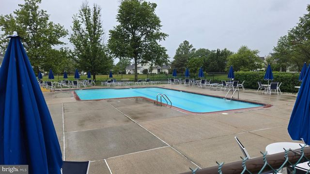 410 ELDERBERRY CT, Mount Laurel, NJ 08054