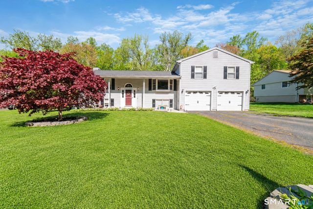 29 Evening Star Drive, Seymour, CT 06483