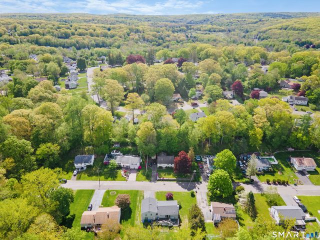29 Evening Star Drive, Seymour, CT 06483