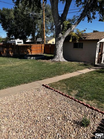 1702 Englewood Dr, Pueblo, CO 81005