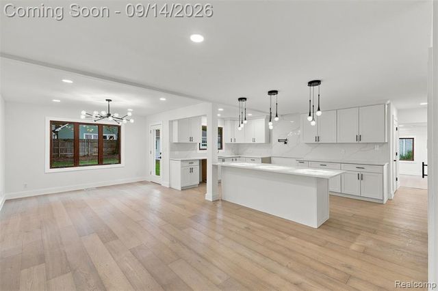 1496 Chesterfield Avenue, Birmingham, MI 48009