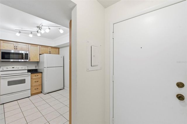2733 COUNTRYSIDE BOULEVARD 108, Clearwater, FL 33761