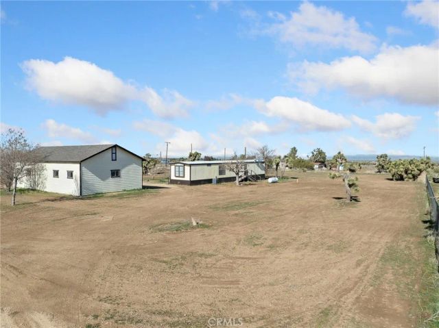 6728 Juniper Road, Phelan, CA 92371