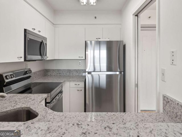 2870 Pharr Court South NW 2602, Atlanta, GA 30305