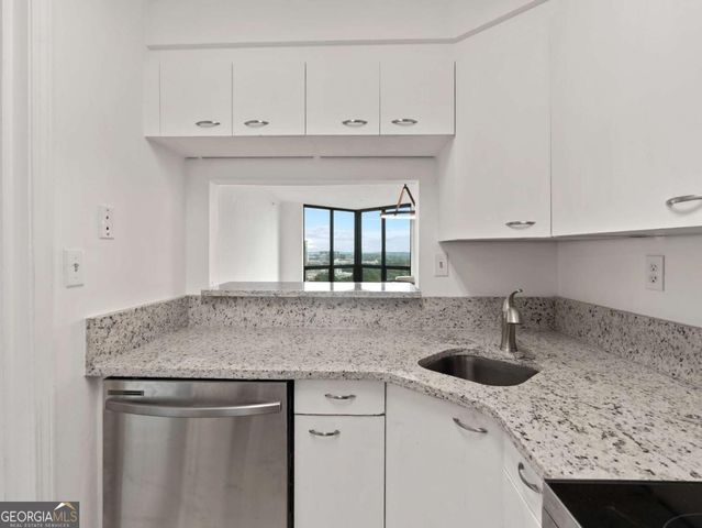 2870 Pharr Court South NW 2602, Atlanta, GA 30305
