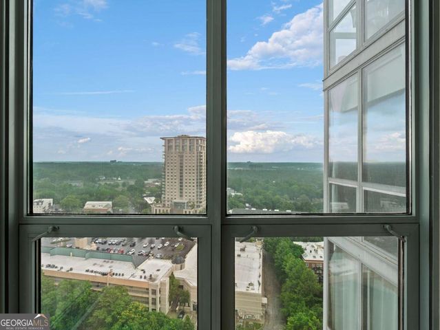 2870 Pharr Court South NW 2602, Atlanta, GA 30305
