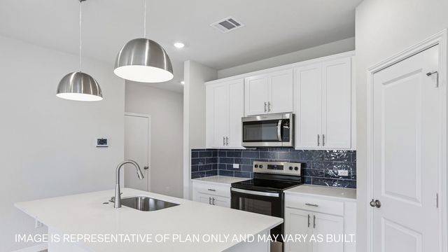 136 Southridge TRL, Marble Falls, TX 78654