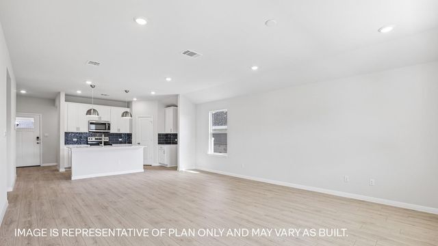 136 Southridge TRL, Marble Falls, TX 78654