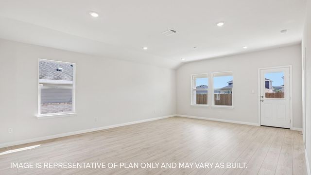 136 Southridge TRL, Marble Falls, TX 78654