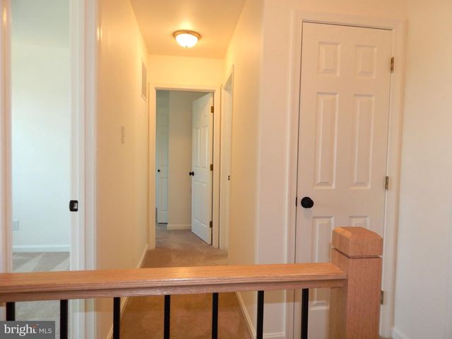 79 LEE ST, Stewartstown, PA 17363