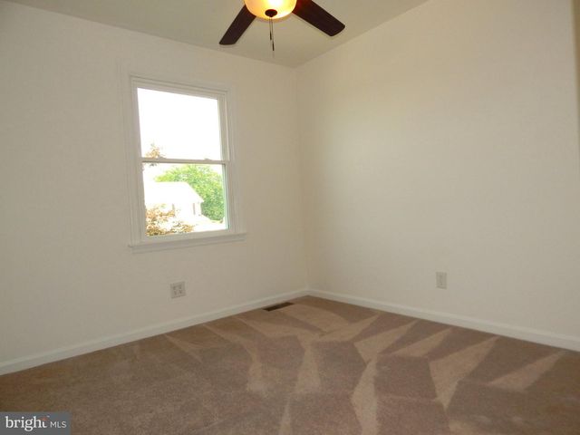 79 LEE ST, Stewartstown, PA 17363