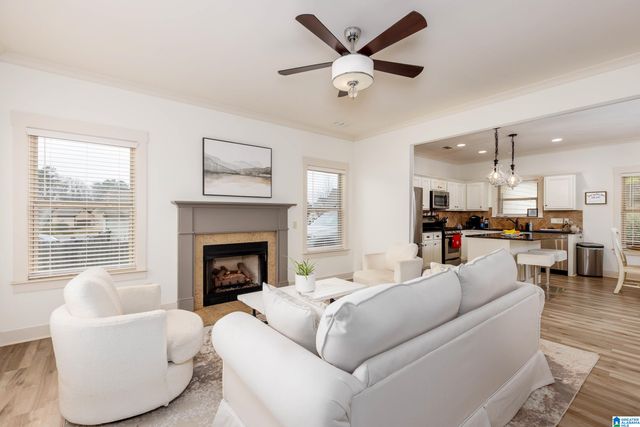 4642 ROSSER FARMS PARKWAY, Bessemer, AL 35022