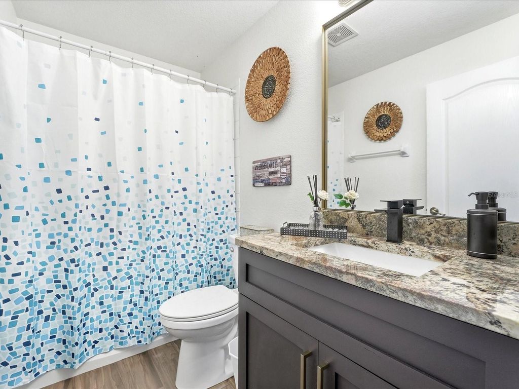 Image 18 of property listing at 5283 BALMOR TERRACE, North Port, FL 34288