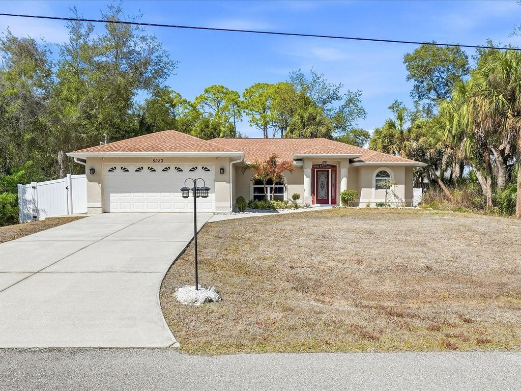 Image 32 of property listing at 5283 BALMOR TERRACE, North Port, FL 34288