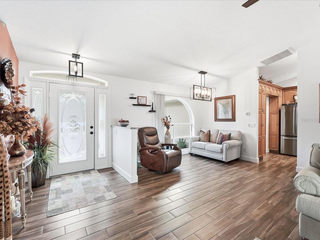 Image 5 of property listing at 5283 BALMOR TERRACE, North Port, FL 34288