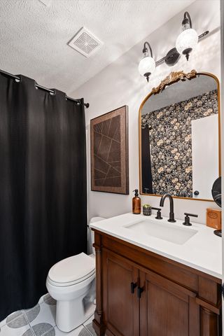 411 Lemont Dr, Nashville, TN 37216