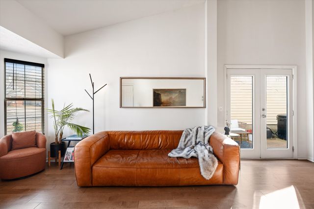 411 Lemont Dr, Nashville, TN 37216