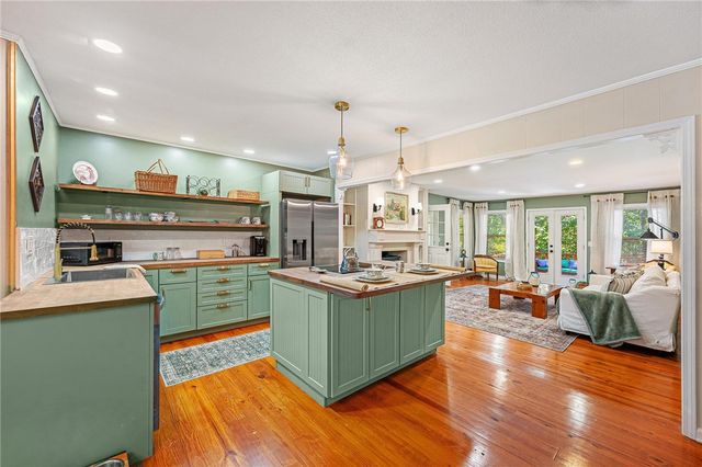 158 Creekwood Road, Hartwell, GA 30643