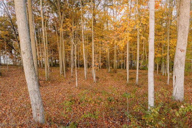 7499 County Road 19, Millersburg, OH 44654