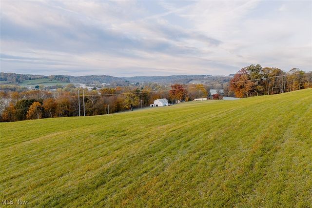 7499 County Road 19, Millersburg, OH 44654