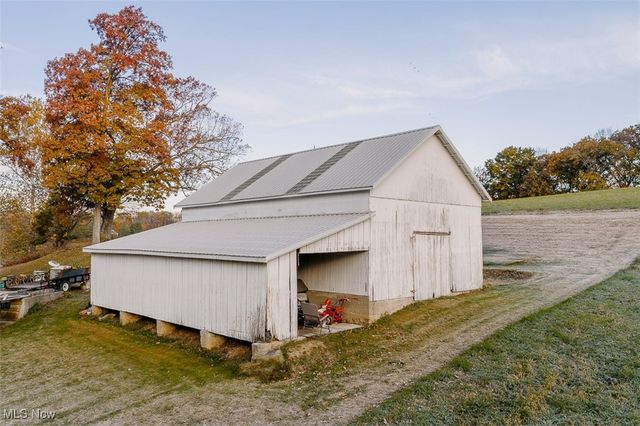 7499 County Road 19, Millersburg, OH 44654