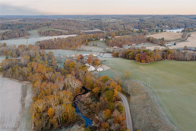 7499 County Road 19, Millersburg, OH 44654