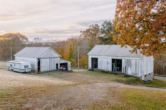 7499 County Road 19, Millersburg, OH 44654