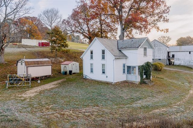 7499 County Road 19, Millersburg, OH 44654