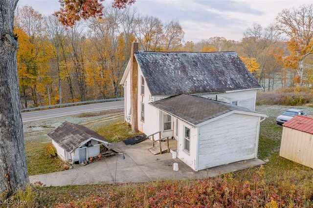 7499 County Road 19, Millersburg, OH 44654