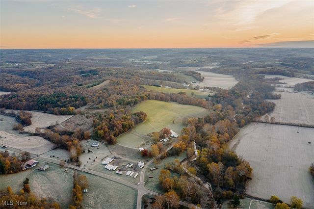 7499 County Road 19, Millersburg, OH 44654