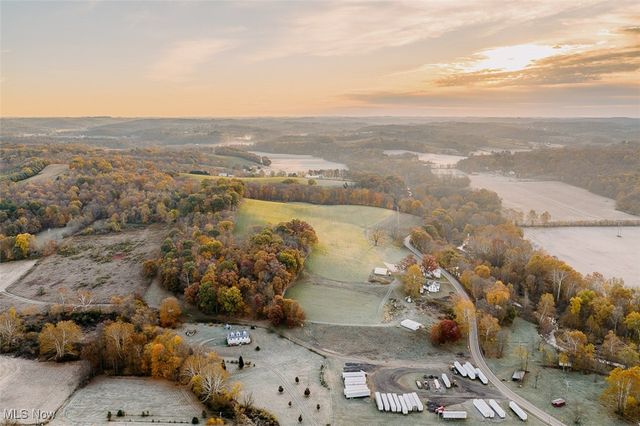 7499 County Road 19, Millersburg, OH 44654