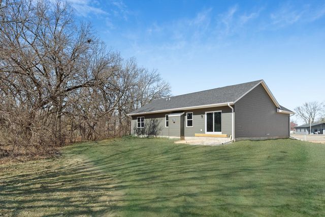 1531 Tyler Court, Camanche, IA 52730