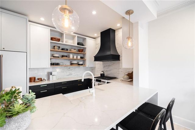 237 Sycamore Place, Decatur, GA 30030