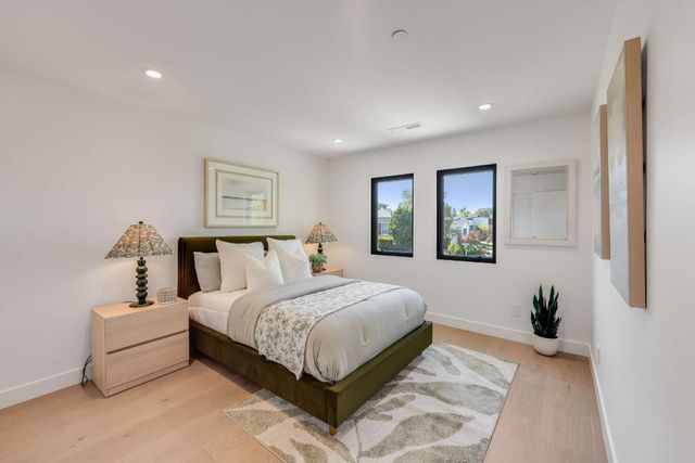 755 Nevada Avenue, San Mateo, CA 94402