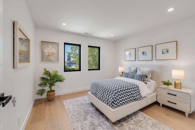755 Nevada Avenue, San Mateo, CA 94402