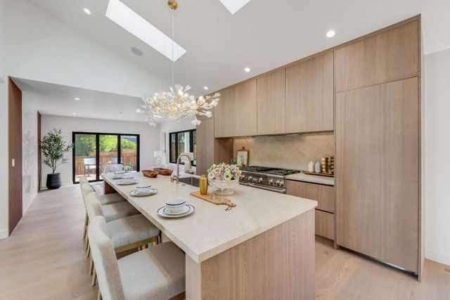 755 Nevada Avenue, San Mateo, CA 94402