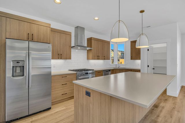 20505 Aberdeen Drive, Bend, OR 97702