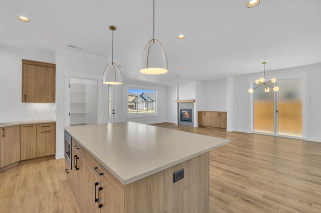 20505 Aberdeen Drive, Bend, OR 97702