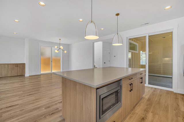 20505 Aberdeen Drive, Bend, OR 97702