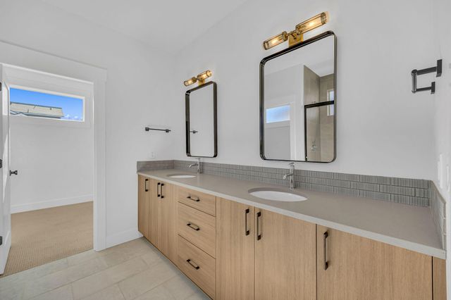 20505 Aberdeen Drive, Bend, OR 97702