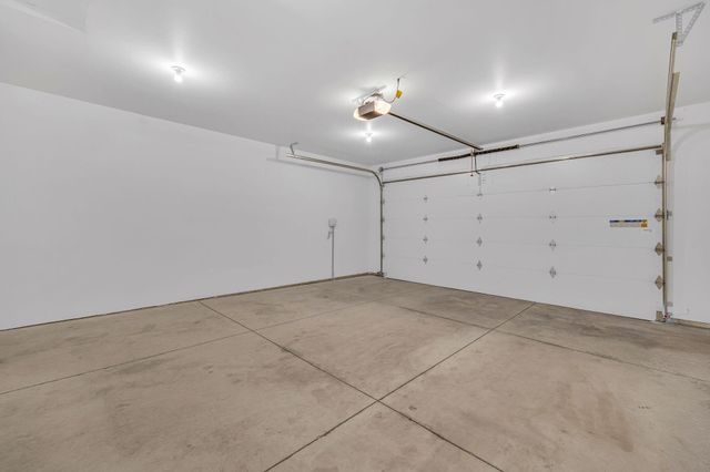 20505 Aberdeen Drive, Bend, OR 97702