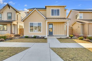 20505 Aberdeen Drive, Bend, OR 97702